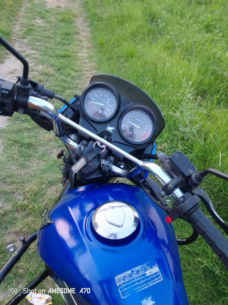 CB125f 4