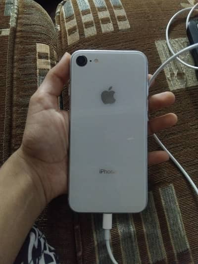 Apple iPhone 8
