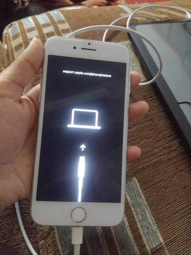 Apple iPhone 8 1