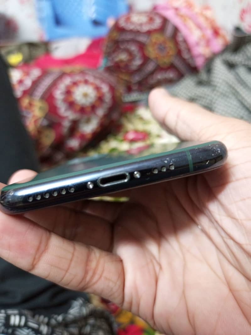 Apple iPhone 11 Pro 5