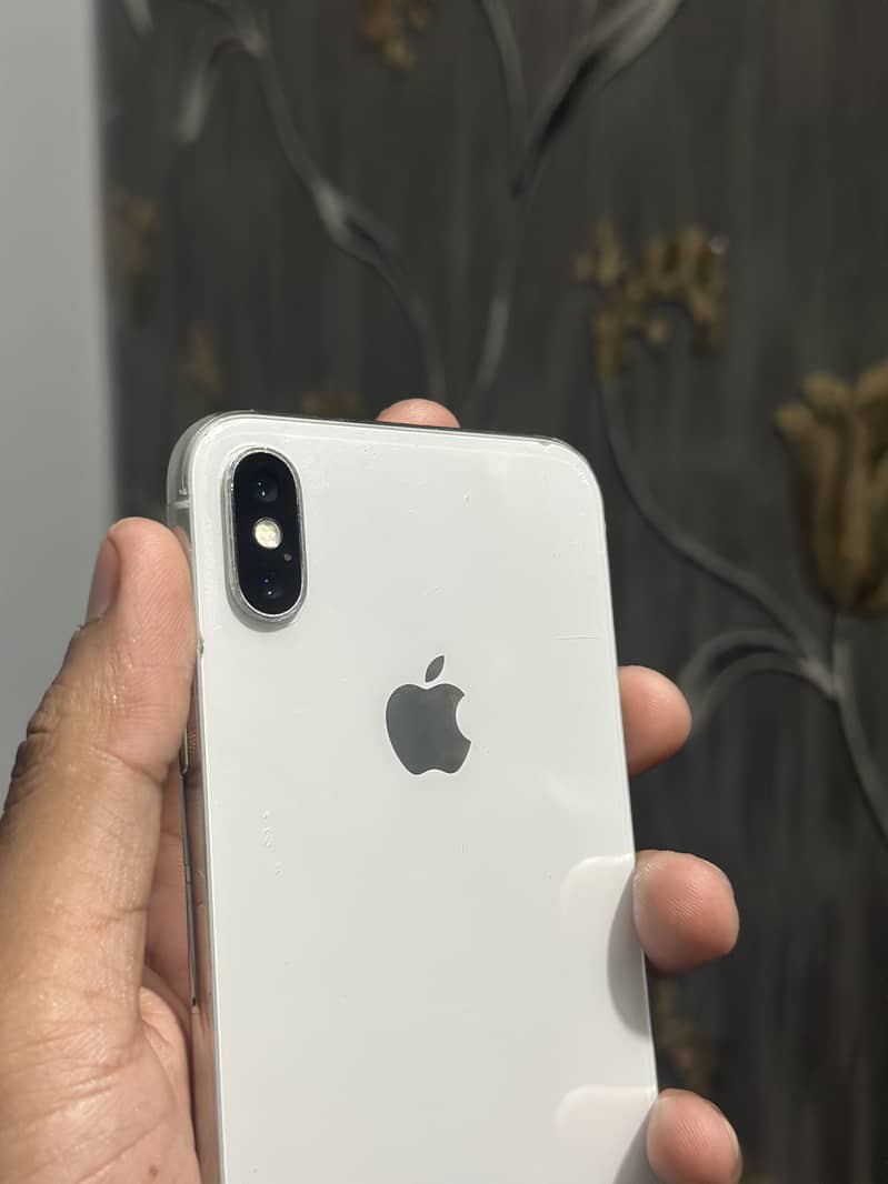 Apple iPhone X 2
