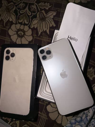 I phone 11 pro max box  factory unlock non pta battery health 72