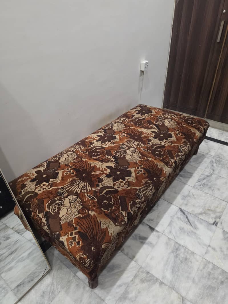 Single Bed 0