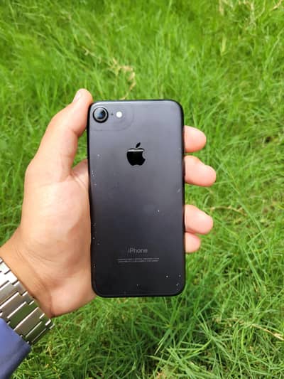 Apple iPhone 7