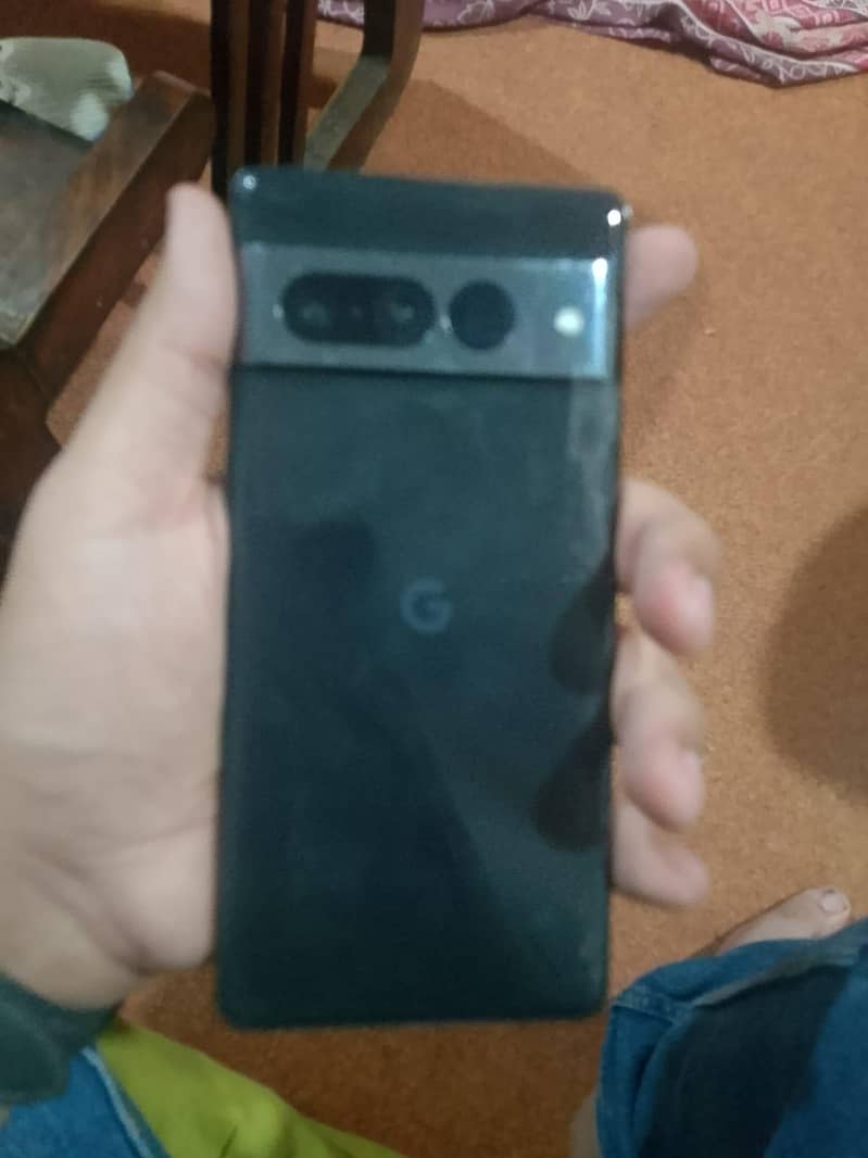 Google pixel 7pro 4