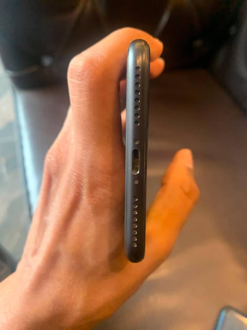 Apple iPhone 7 Plus 1