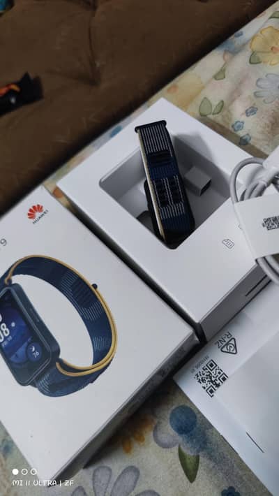 Huawei Band 9  with Box