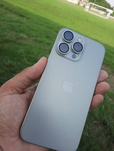Apple iPhone 15 Pro Max