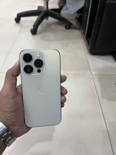 Apple iPhone 14 Pro