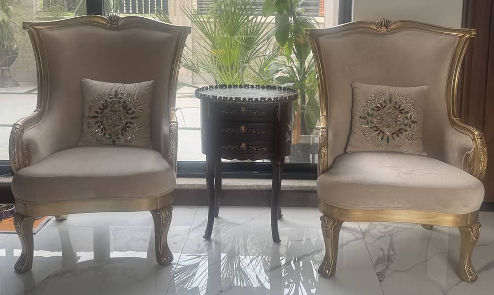 Sofa set 0