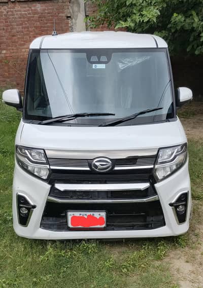Daihatsu Tanto 2022
