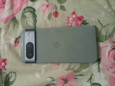 Google Pixel 8