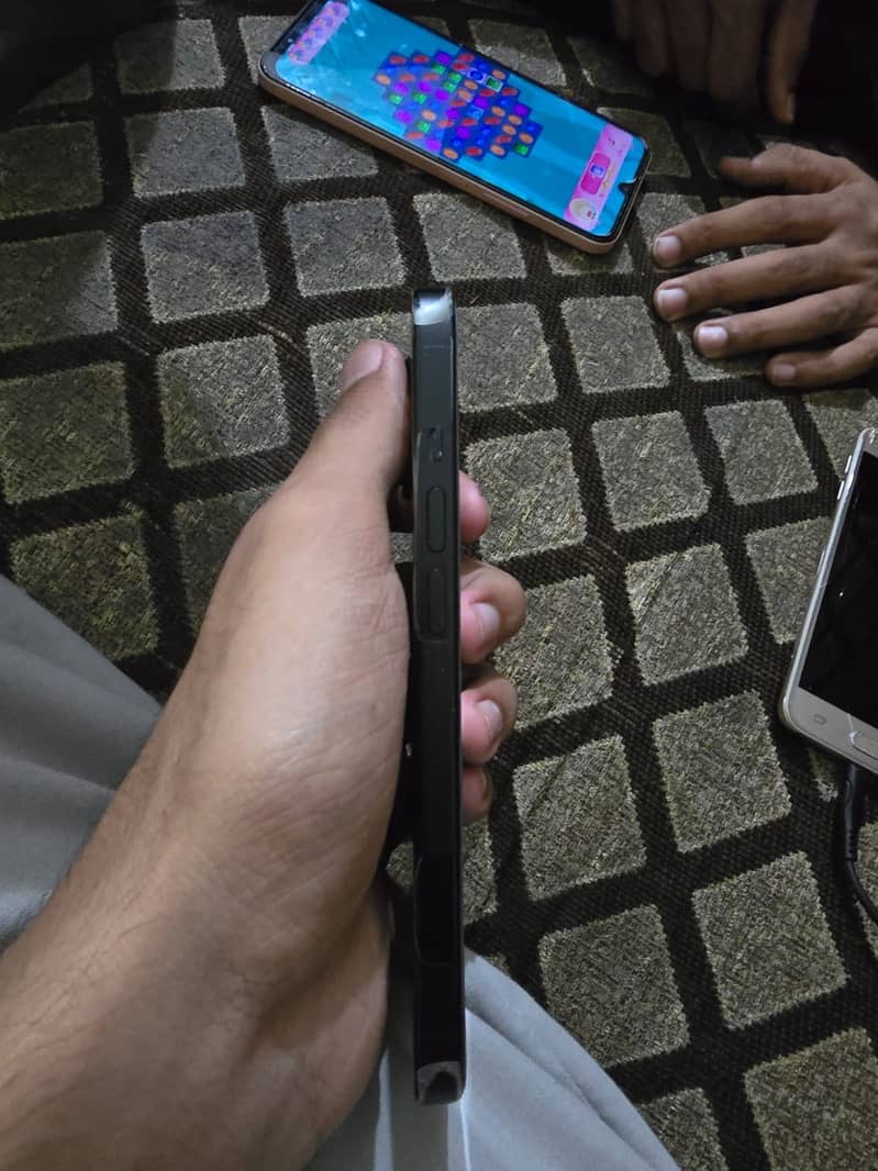 Apple iPhone 15 2