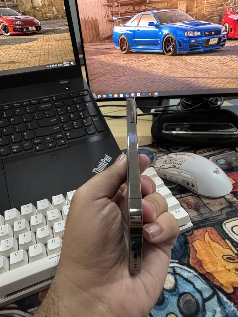 Apple iPhone 12 Pro 1
