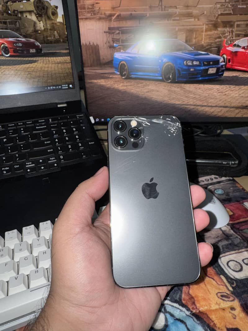 Apple iPhone 12 Pro 2