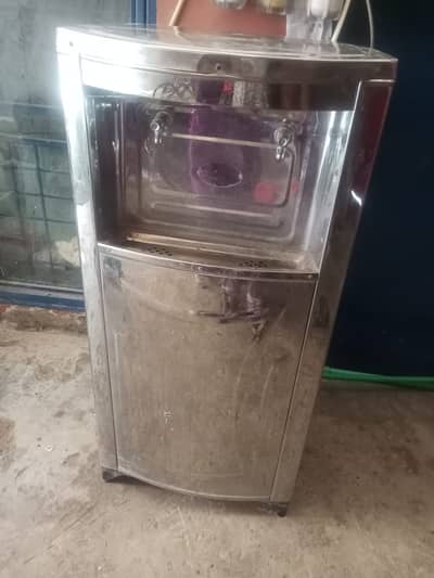 Water cooler