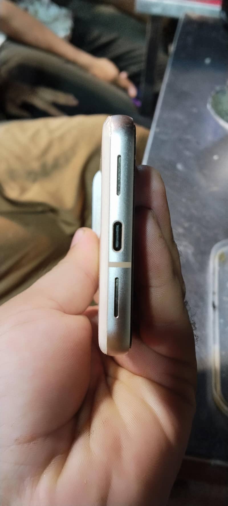 Google Pixel 8 5