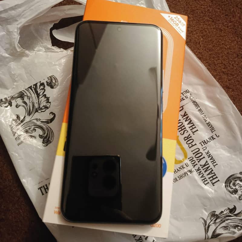 Tecno SPARK 40 pro plus 2