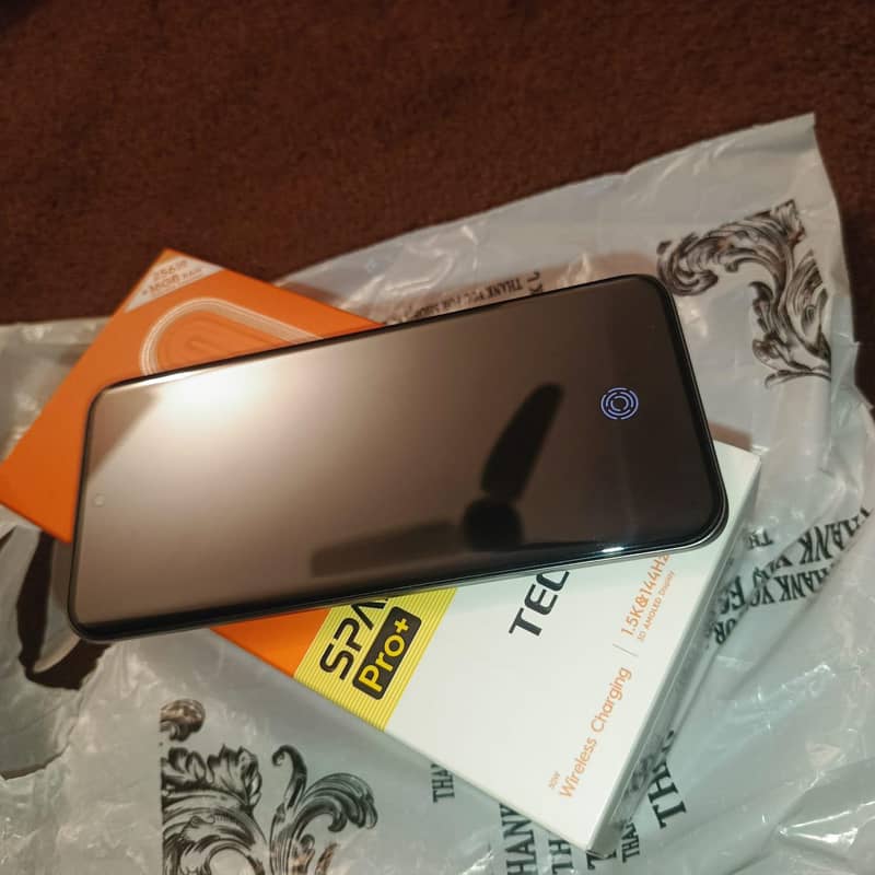 Tecno SPARK 40 pro plus 3