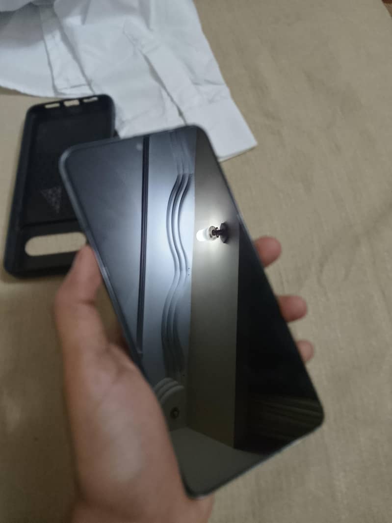 Google Pixel 8 Pro 2
