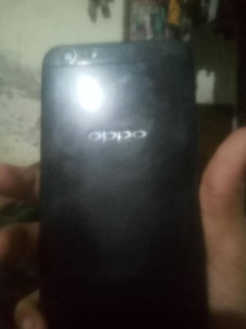 OPPO A57 1