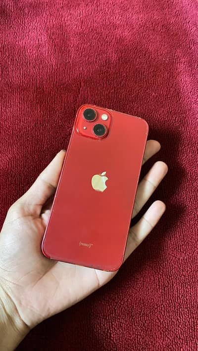 Apple iPhone 13