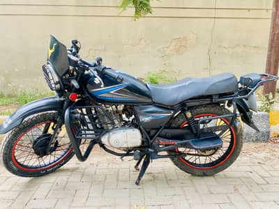 SUZUKI GS 150 fully loaded after market Accesories