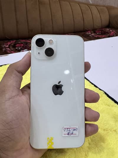 Apple iPhone 13