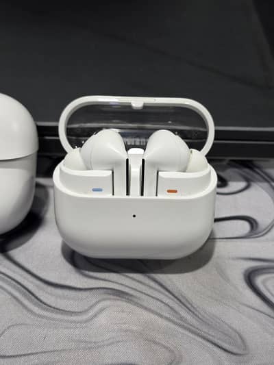  Samsung Galaxy Buds3 Pro – White | Original | 10/10 Condition