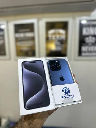 15 Pro Max 256Gb Titanium Blue JV(Locked)