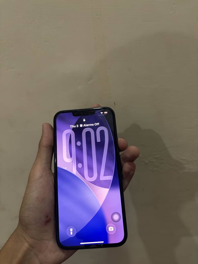 Apple iPhone 13 2