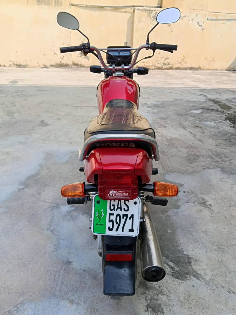 Honda CD100 2