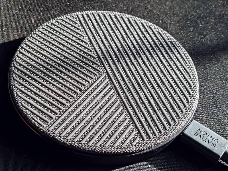 Native Union Drop Wireless charger 7