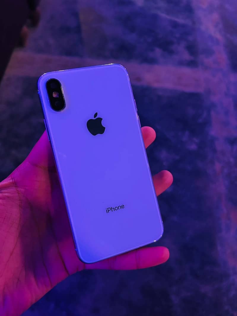 Apple iPhone X 1