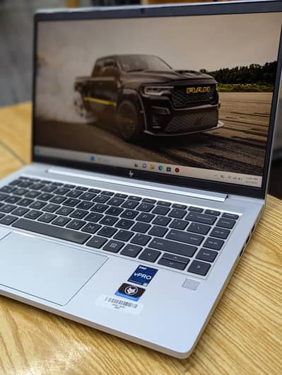 HP EliteBook 640 Go