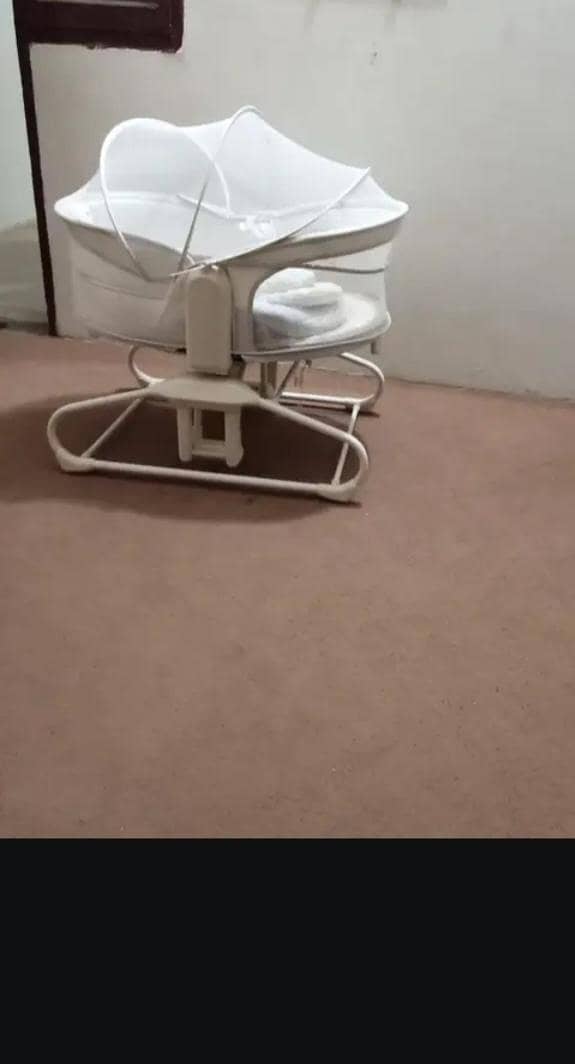 automatic swing cot 0