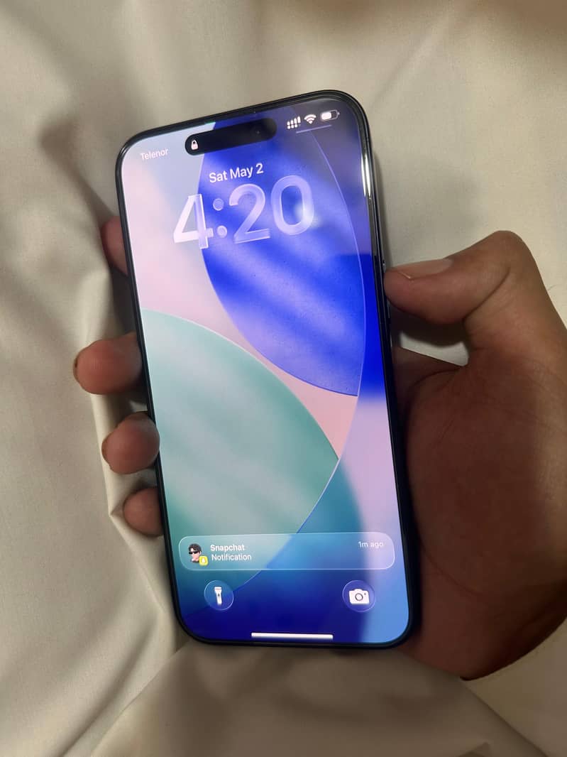 Apple iPhone 15 Pro Max 2