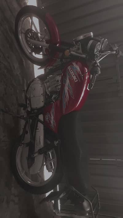 Suzuki GS 150 - 2018 Model* (Red color) Urgent sale