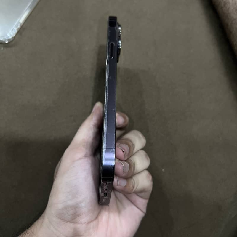 Apple iPhone 14 Pro Max 3