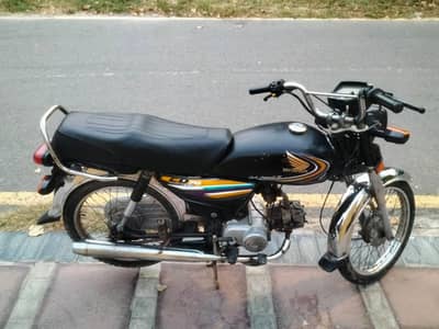Honda CD 70 total genuine