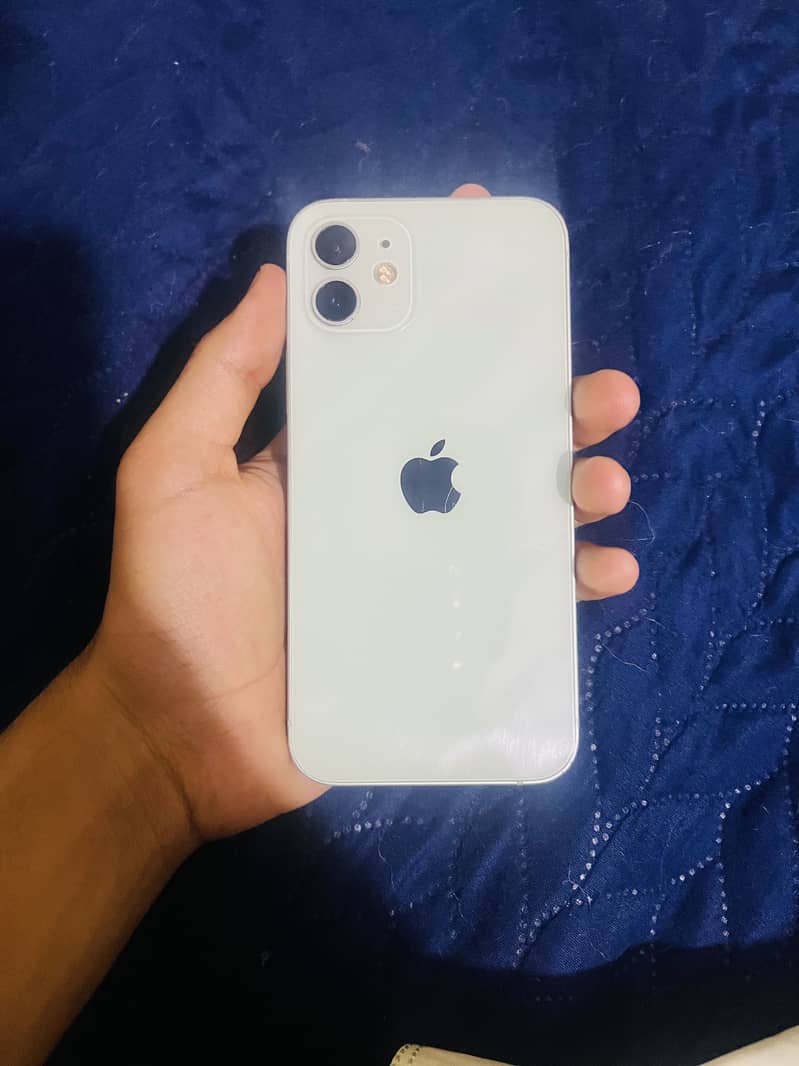 Apple iPhone 12 2