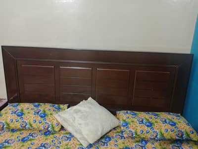 bed set for sale with side tables