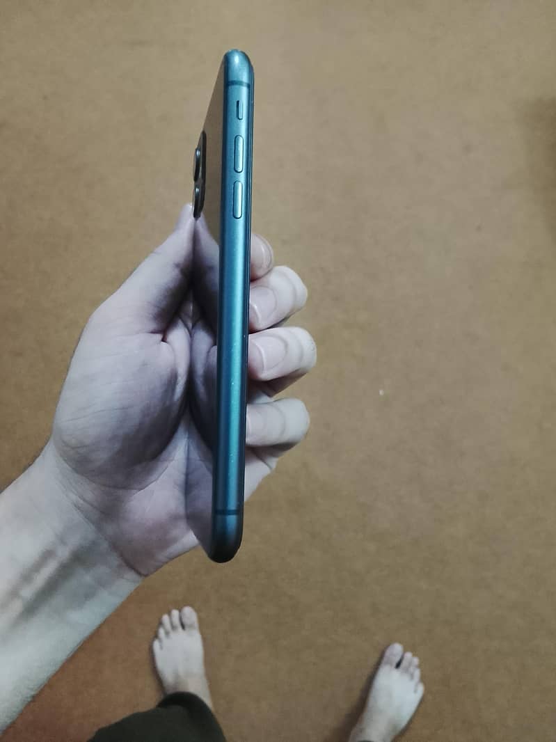 Apple iPhone 11 1