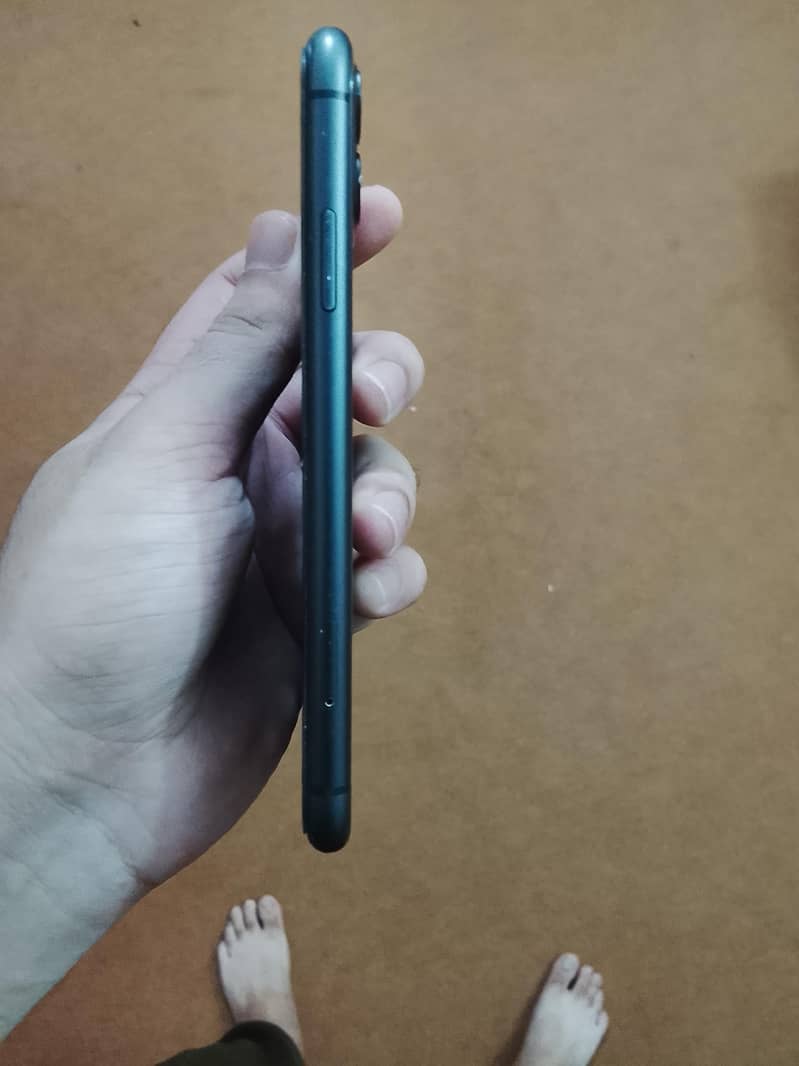 Apple iPhone 11 2