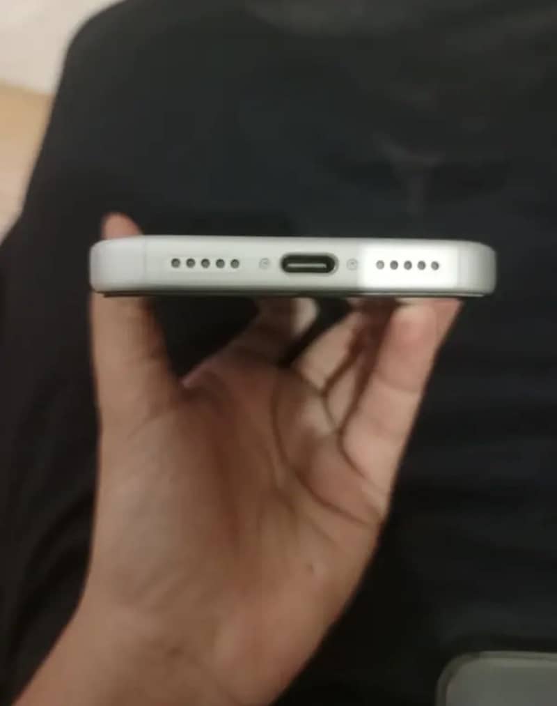 Apple iPhone 17 Pro 3