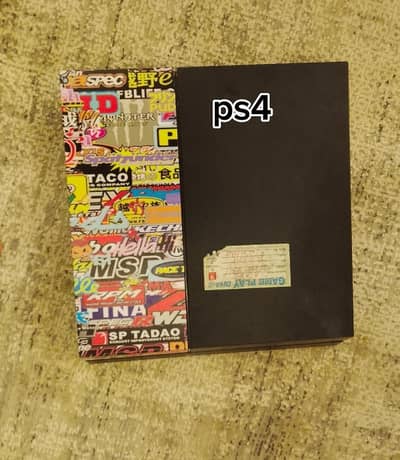 PS4 1000 model and original PS4