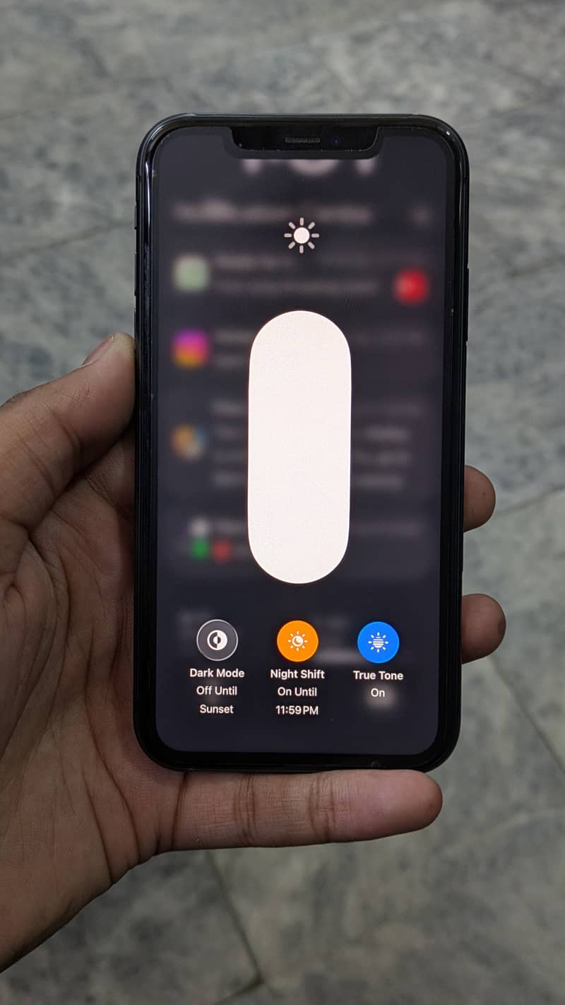 Apple iPhone 11 6