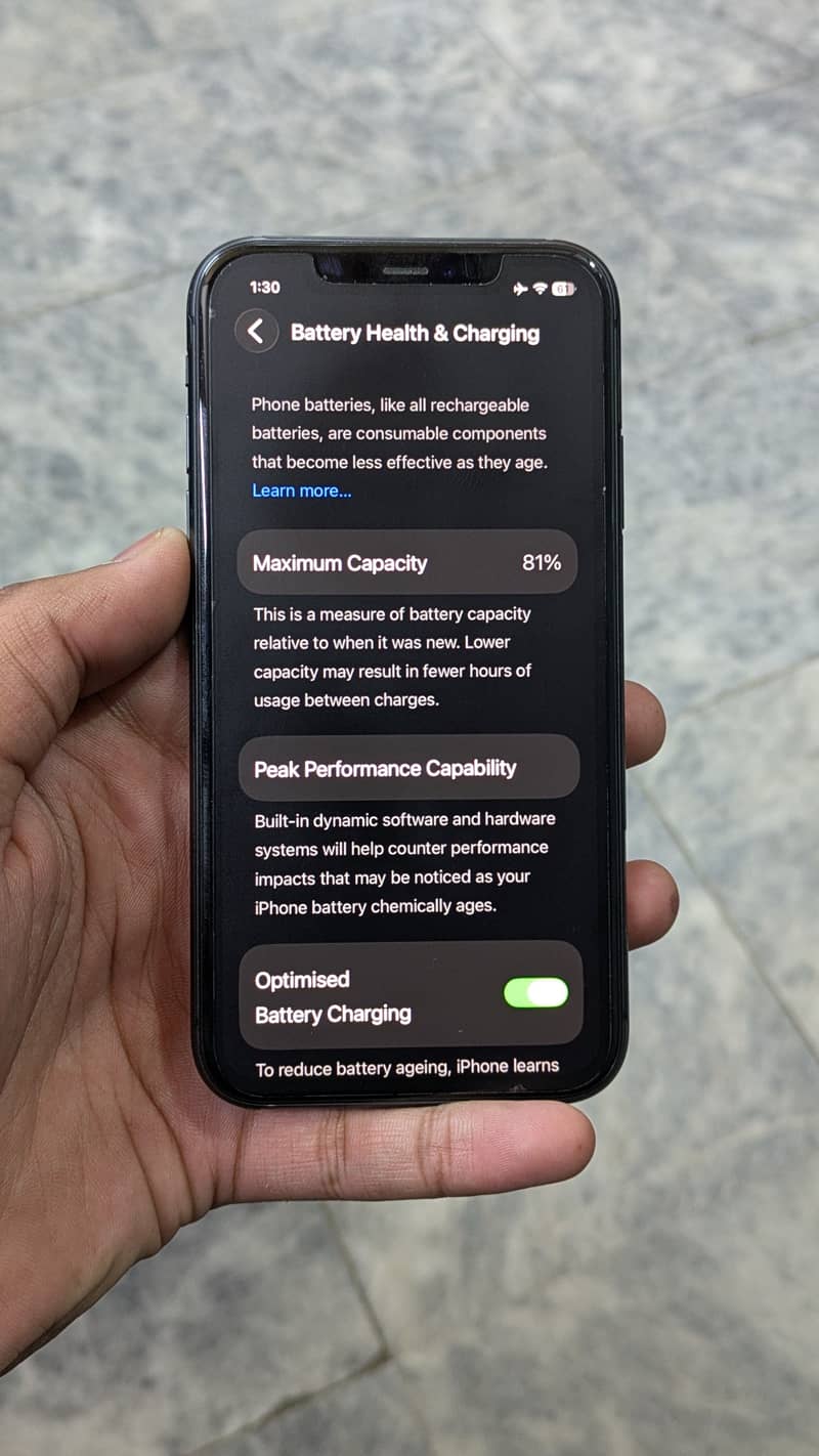 Apple iPhone 11 8
