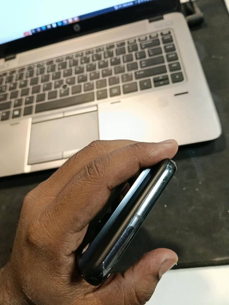 Google Pixel 8 Pro 2
