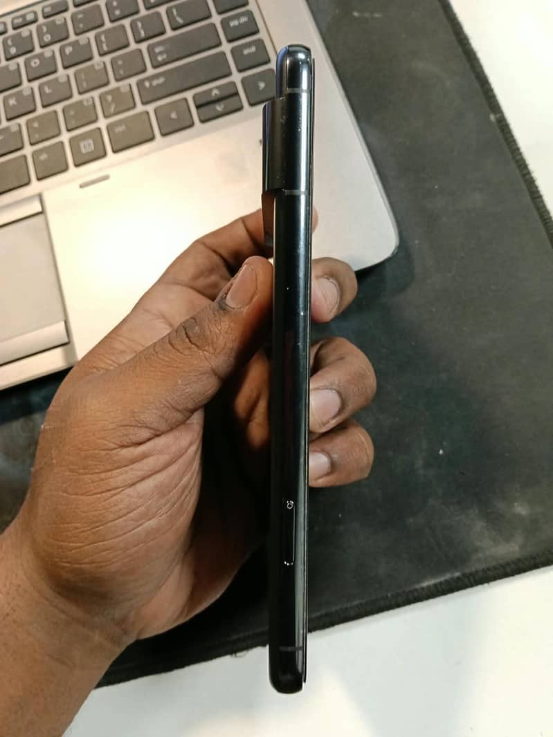 Google Pixel 8 Pro 4
